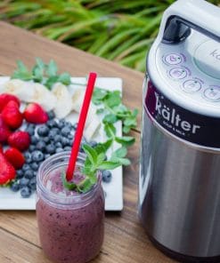 soup maker kalter junto a batido de berries